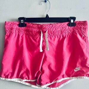 Nike shorts 🩳 size S.  Pink